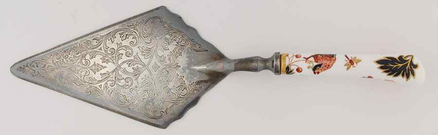 Hong Kong (Old Backstamp, Rust Flowers) Pie & Cake Server with Stainless Blade by Coalport-1