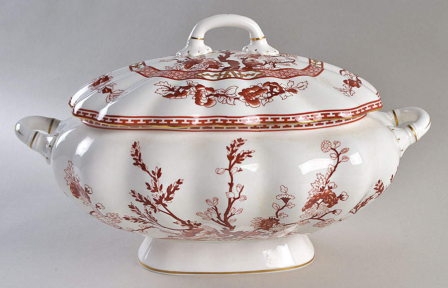 Indian Tree Coral (Scalloped) Tureen &  Lid by Coalport-1