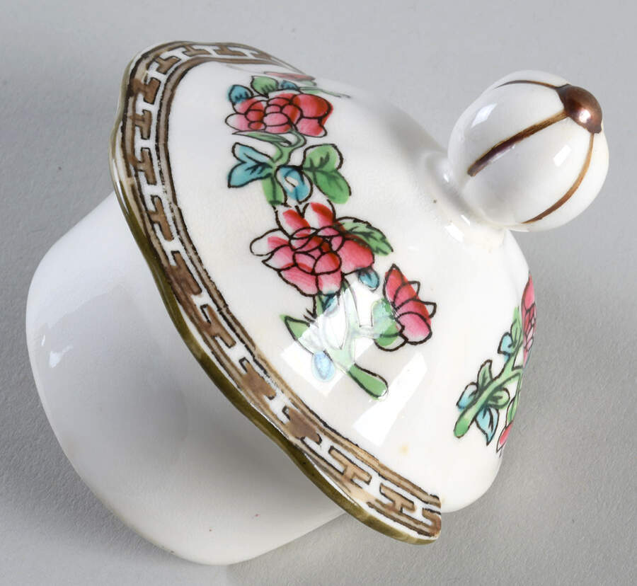 Indian Tree Multicolor (Scalloped, Older) Lid for 32 Oz Pitcher by Coalport-1