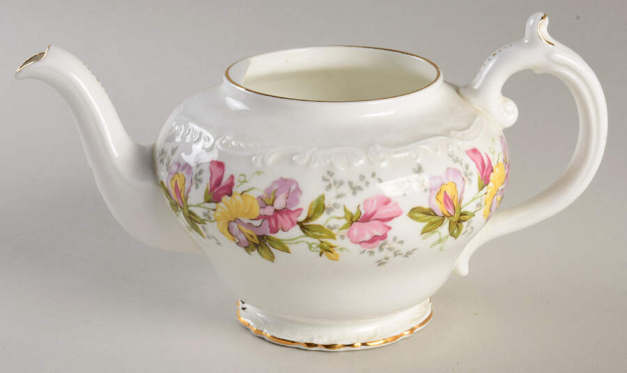 Marilyn Teapot No Lid by Coalport-1
