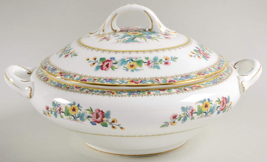 Ming Rose Round Covered Vegetable by Coalport-1