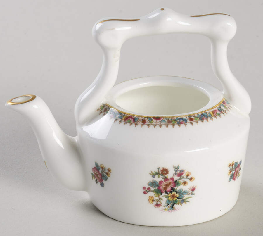 Ming Rose Miniature Kettle No Lid by Coalport-1