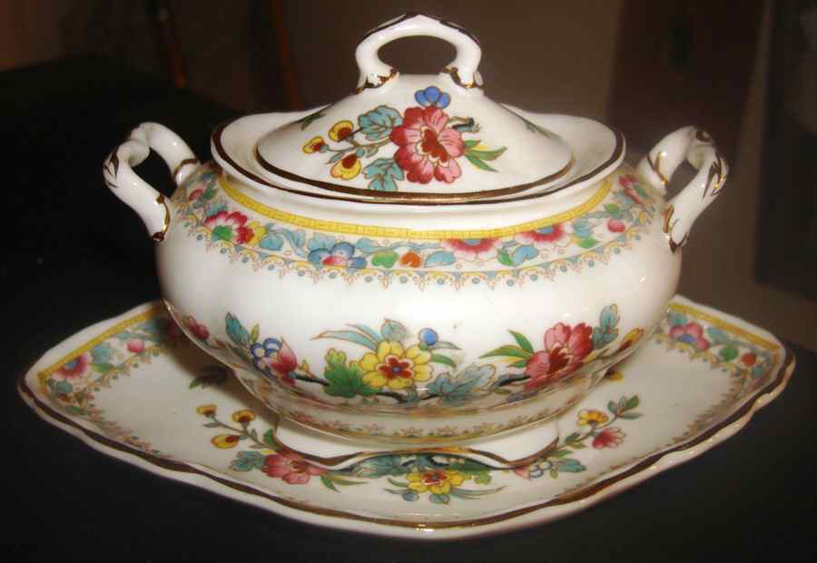 Ming Rose Miniature Oval Tureen w/Lid & Underplate by Coalport-1