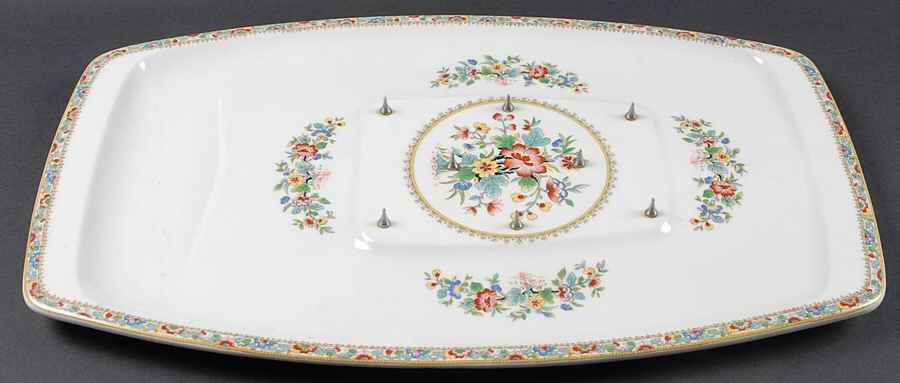 Ming Rose 18" Meat Platter with Well & Spikes by Coalport-1