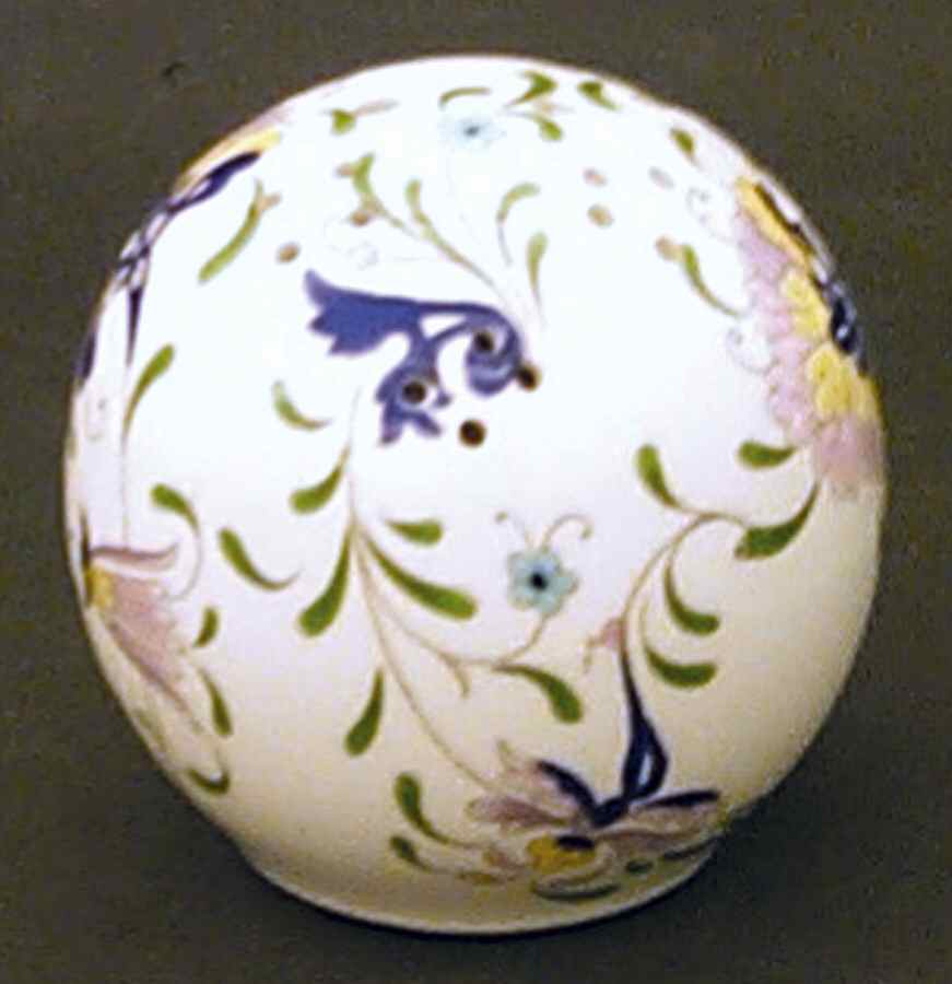 Pageant Pommander by Coalport-1