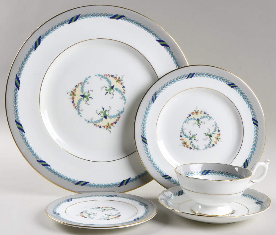 The President (Smooth) 5 Piece Place Setting by Coalport-1