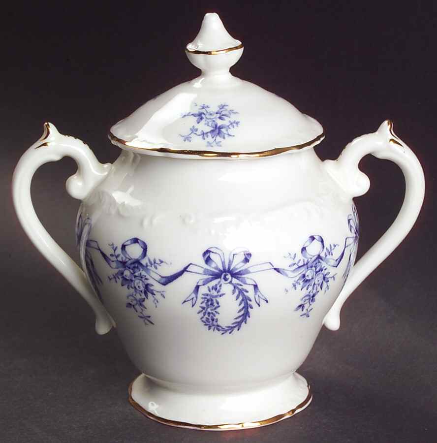 Queensbury Blue (Scalloped) Sugar Bowl & Lid by Coalport-1