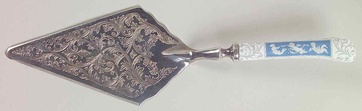Revelry Blue Pie Server with Stainless Blade by Coalport-1