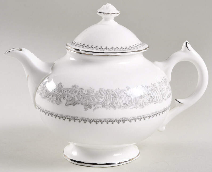 Silver Wedding Teapot & Lid by Coalport-1