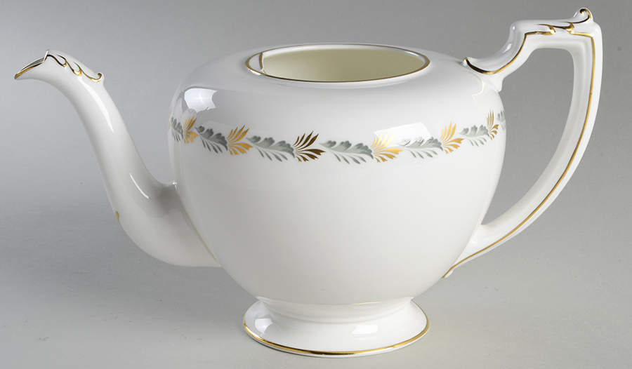 Sonnet (Smooth Edge) Teapot No Lid by Coalport-1