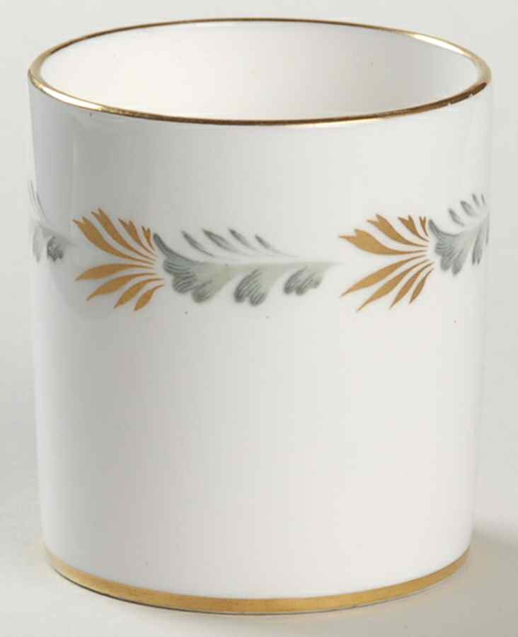 Sonnet (Smooth Edge) Cigarette Holder by Coalport-1