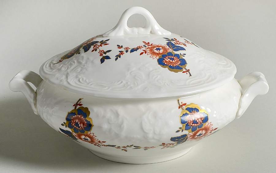 St. Louis Round Covered Vegetable by Coalport-1