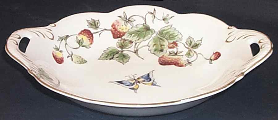 Strawberry (Scalloped) Bon Bon by Coalport-1