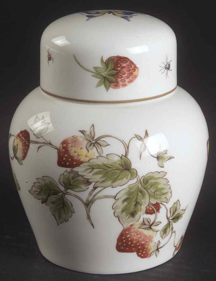 Strawberry (Scalloped) Medium Ginger Jar & Lid by Coalport-1