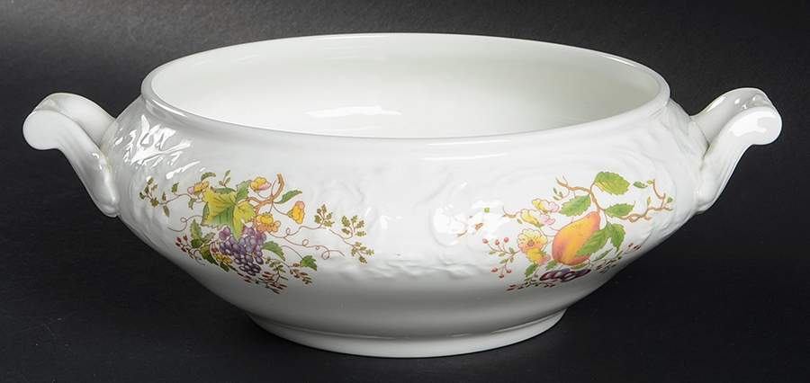 Wenlock Fruit Round Vegetable No Lid by Coalport-1