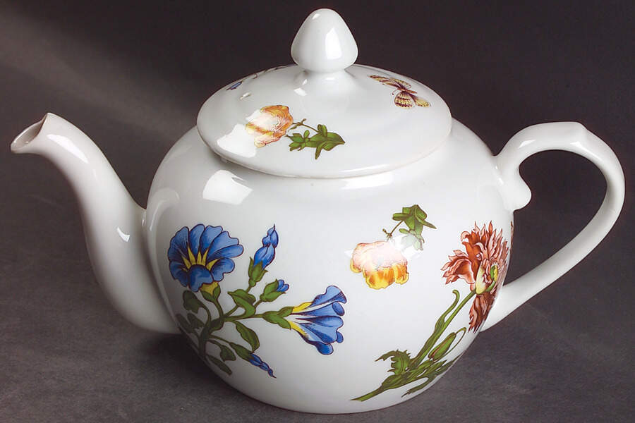 Caroline Teapot & Lid by BIA Cordon Bleu-1
