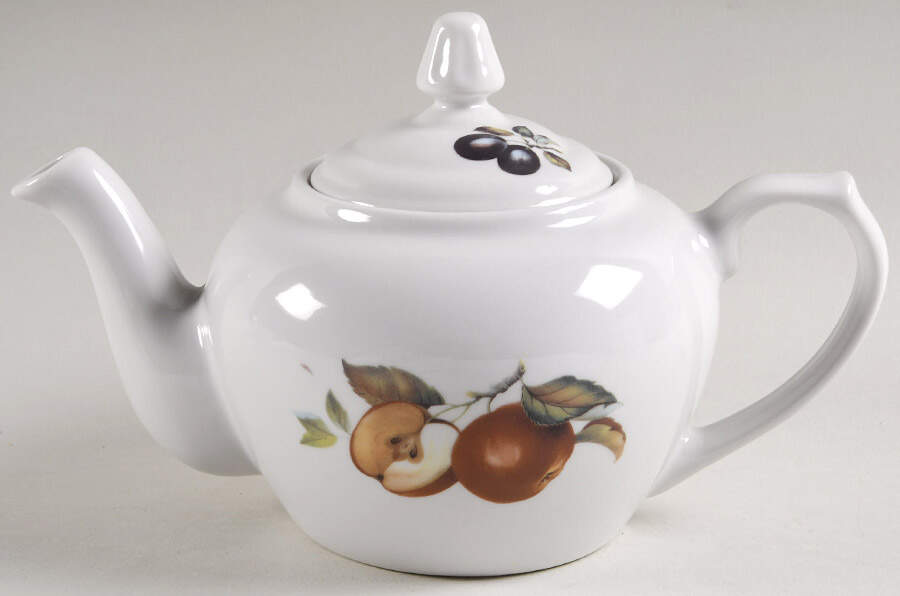 Catherine Teapot & Lid by BIA Cordon Bleu-1