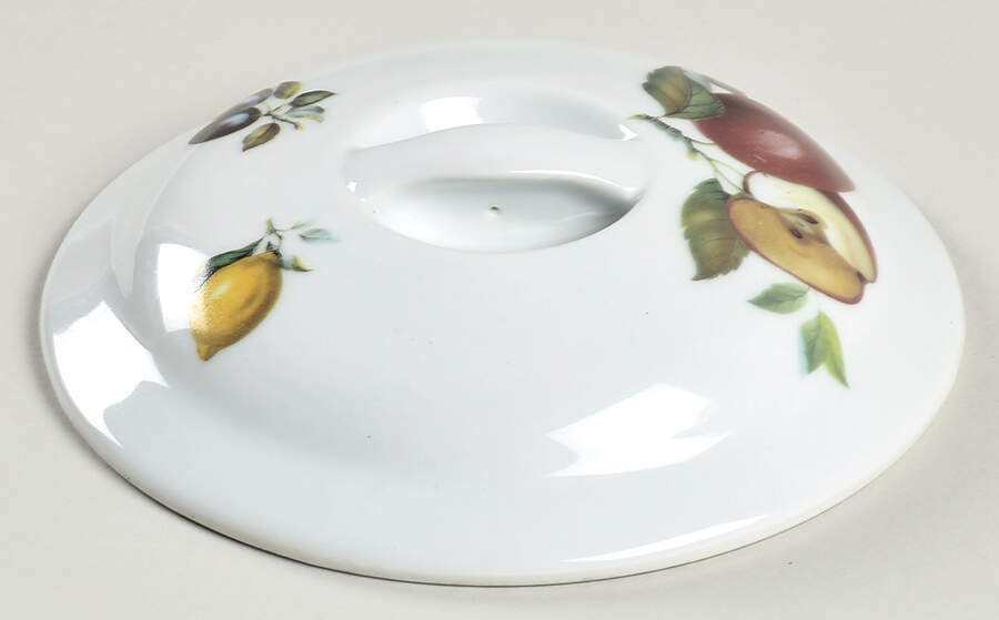Catherine Lid for 1.5 Qt Round Casserole by BIA Cordon Bleu-1