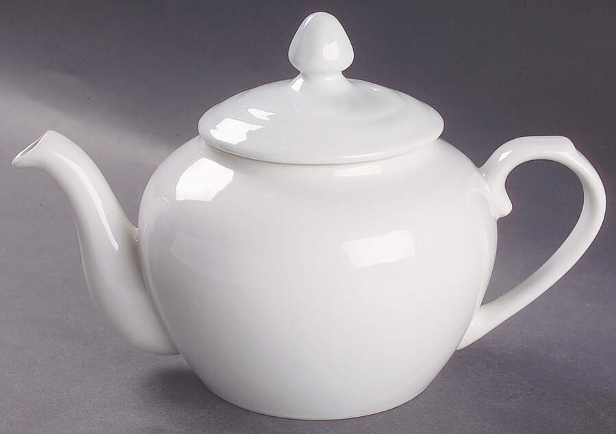 Classic White (Smooth) Teapot & Lid by BIA Cordon Bleu-1