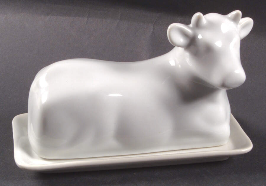 Classic White (Smooth) 1/4 Pound Figural Covered Butter by BIA Cordon Bleu-1