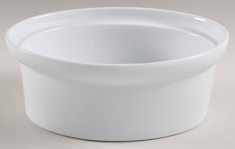 Classic White (Smooth) 1.25 Qt Oval Covered Casserole No Lid by BIA Cordon Bleu-1