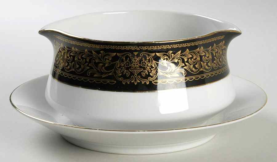 Ebony Gravy Boat with Attached Underplate by BIA Cordon Bleu-1