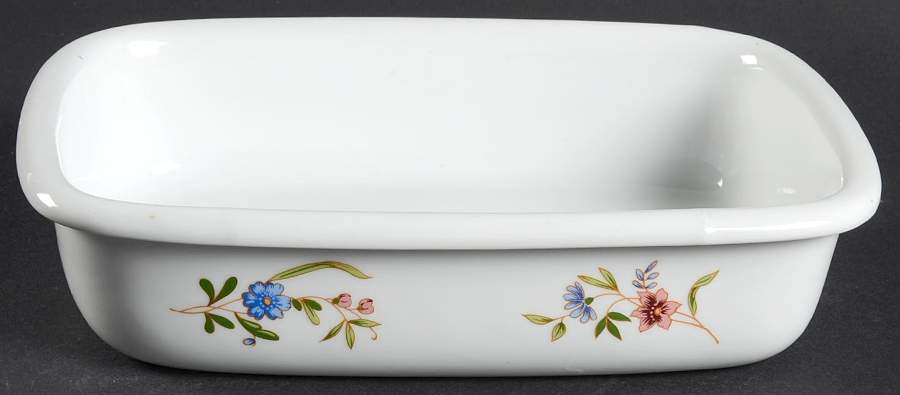 Versailles (Scalloped) 8" Rectangular Baker by BIA Cordon Bleu-1