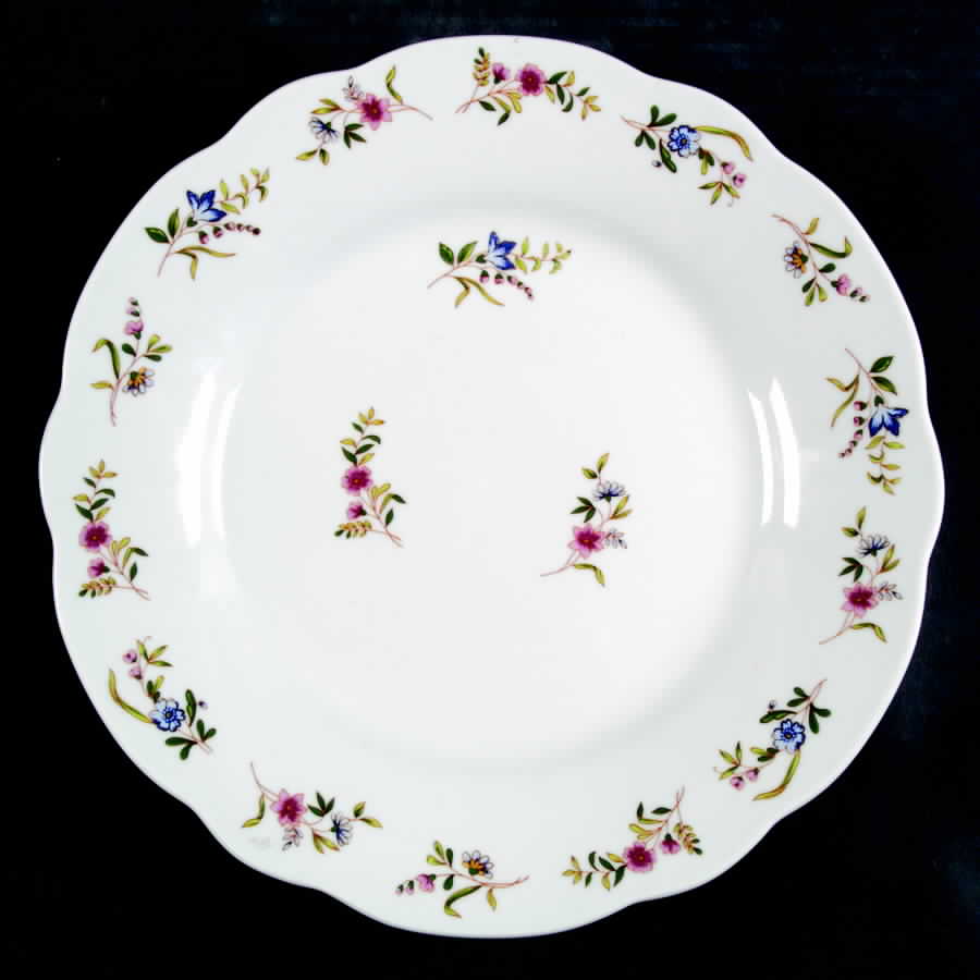 Versailles (Scalloped) Underplate for Tureen by BIA Cordon Bleu-1