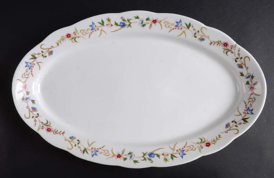Versailles (Scalloped) 15" Oval Serving Platter by BIA Cordon Bleu-1