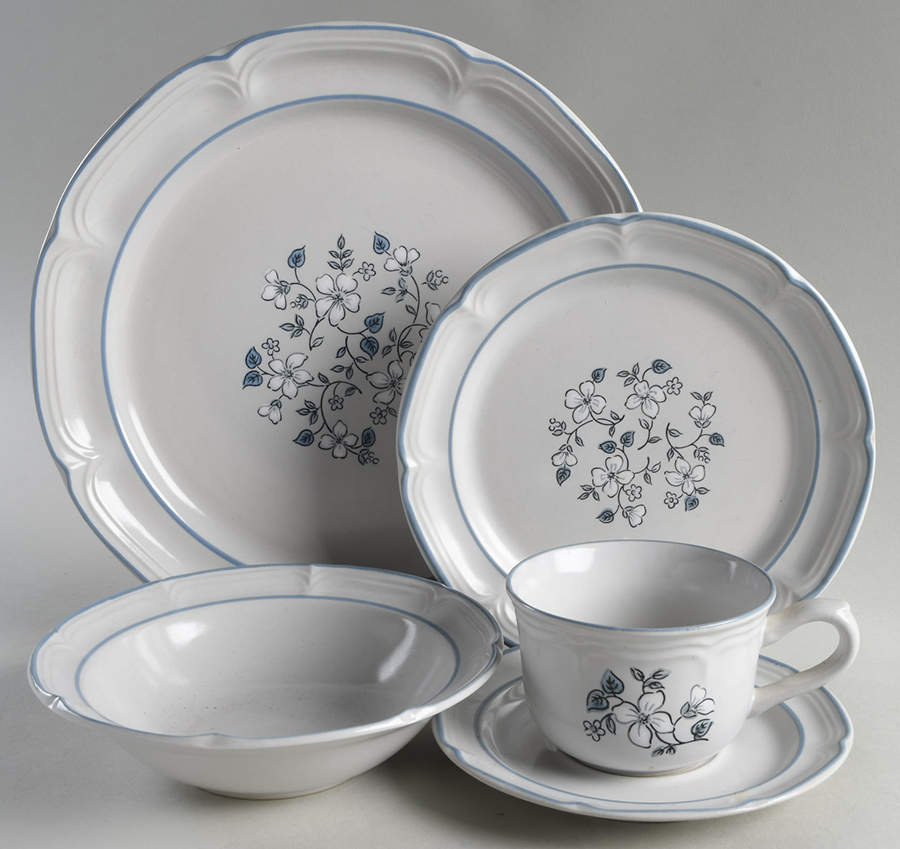 Avondale 5 Piece Place Setting by Covington Edition-1