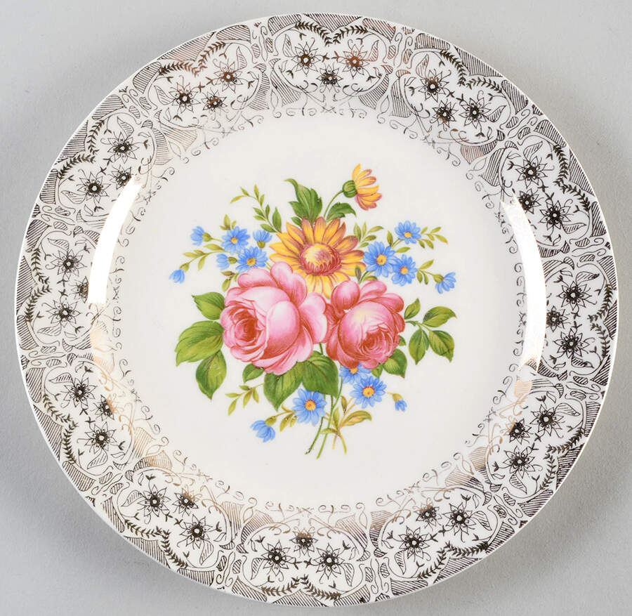 COI13 Dinner Plate by Cronin-1