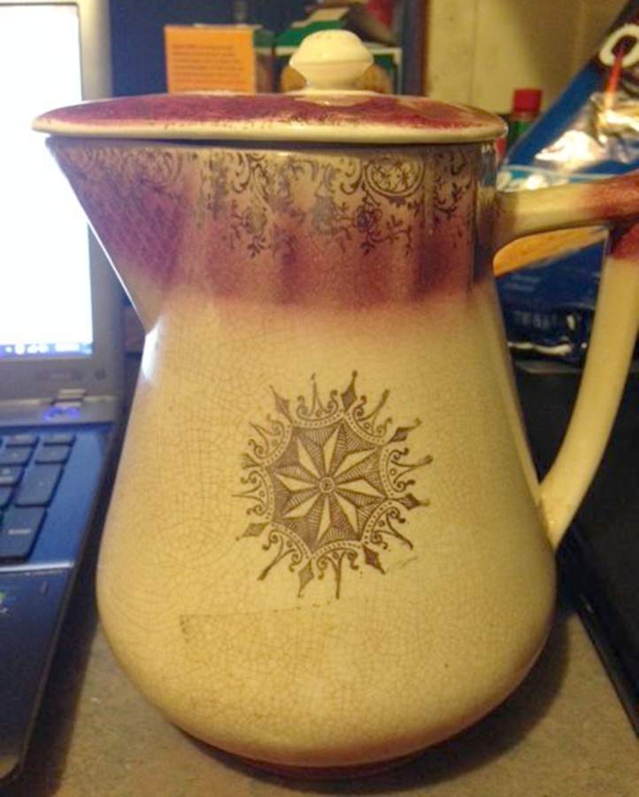 Royal Gold Crest Pitcher & Lid by Cronin-1