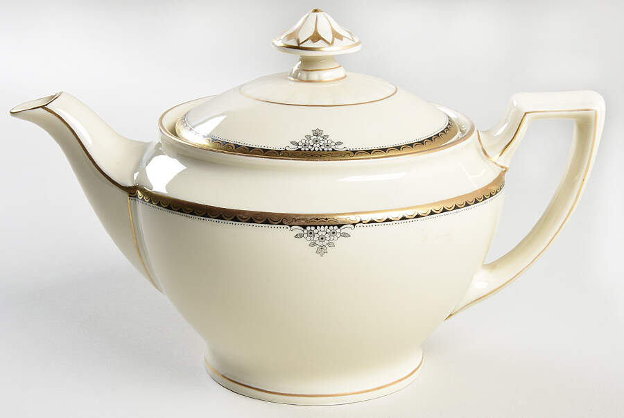 Berkeley Square Teapot & Lid by Community-1