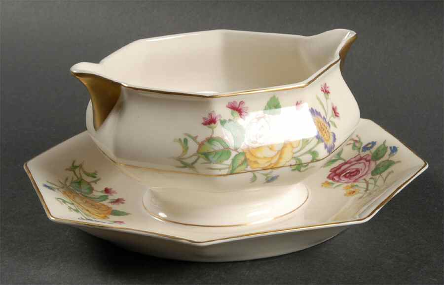 Bouquet Gravy Boat with Attached Underplate by Community-1