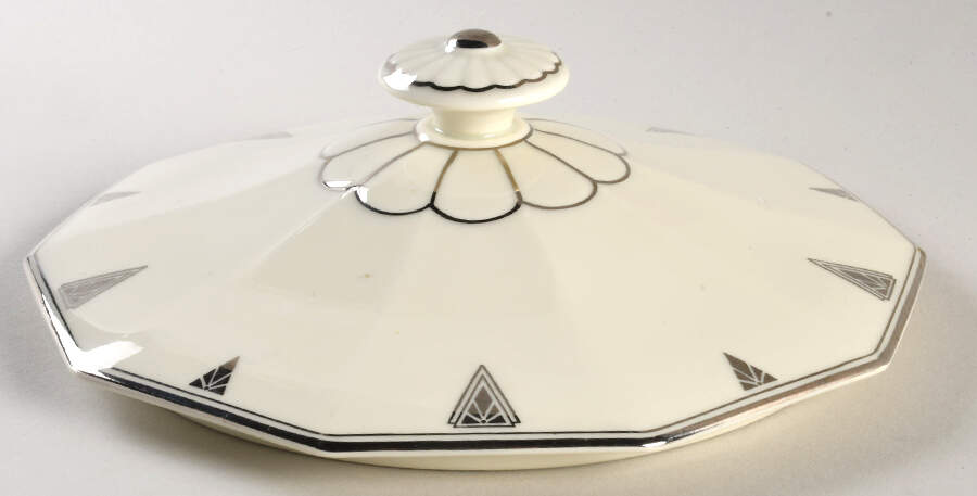 Deauville (White, 10 Sided) Lid for Round Vegetable by Community-1