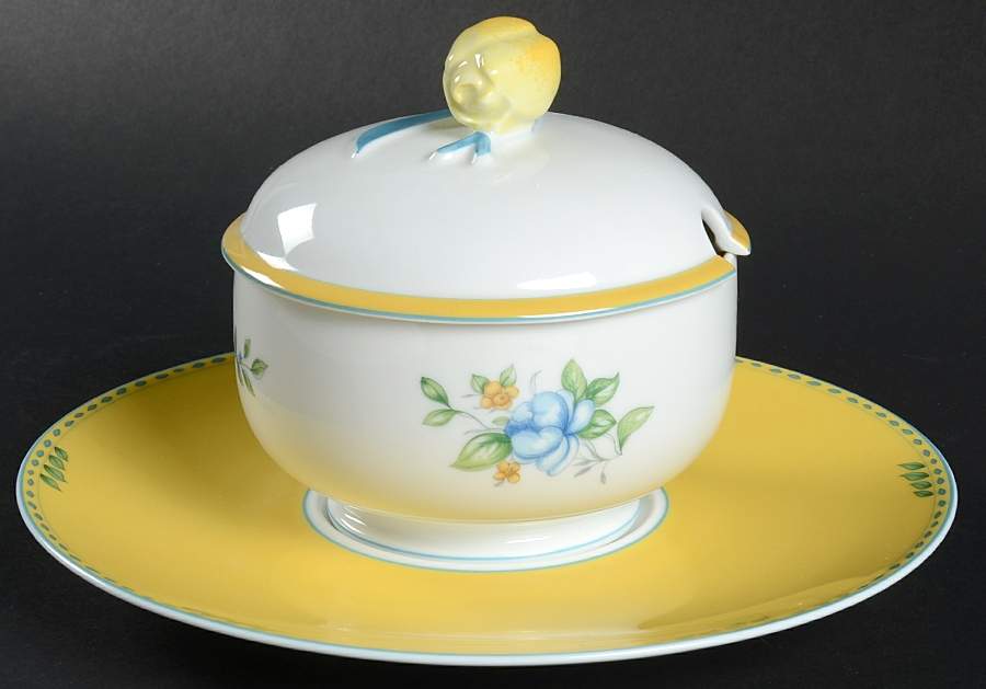 Vieux Marseille Sauce Boat & Lid & Underplate by Jean Louis Coquet-1