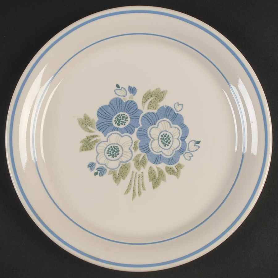 Belle Grove Luncheon Plate by Corning Corelle-1