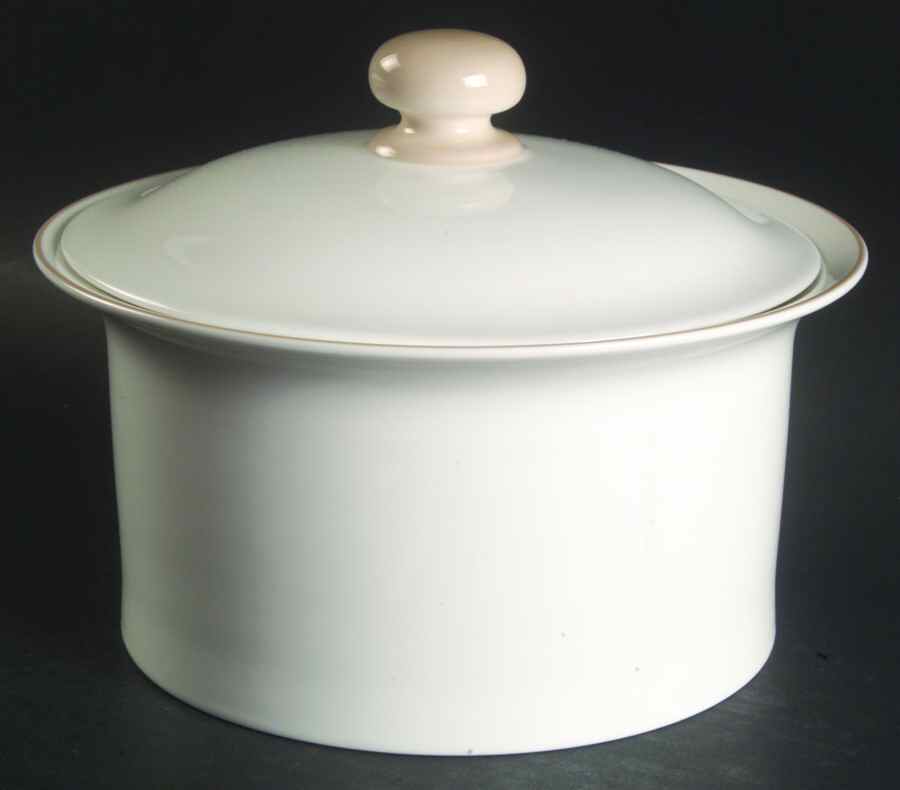 Biscayne 1.25 Qt Round Covered Casserole by Corning Corelle-1