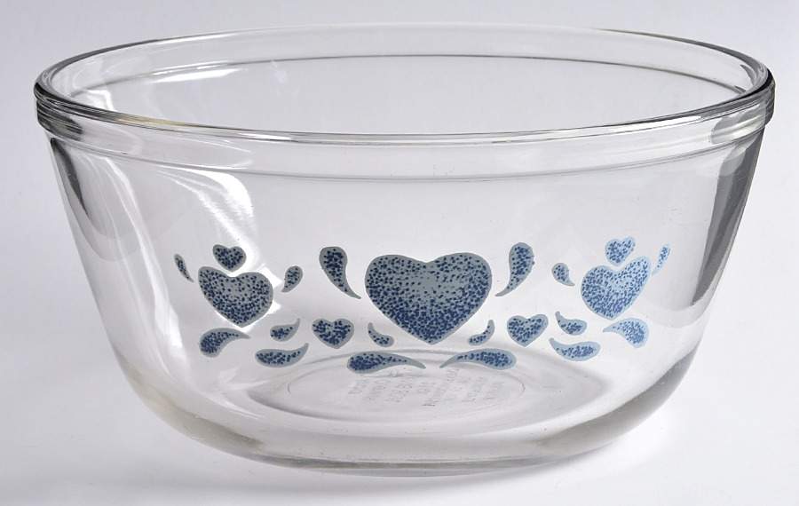 Blue Hearts (Corelle) 2 1/2 Quart Glassware Mixing Bowl by Corning Corelle-1