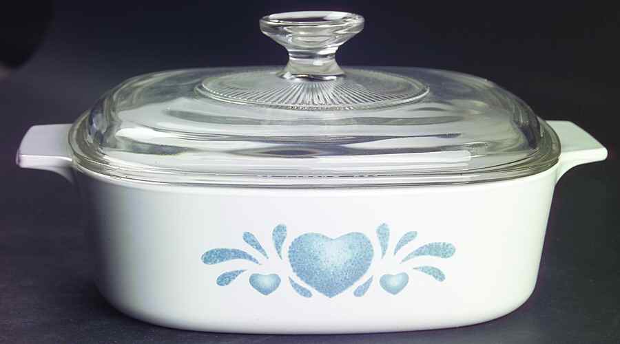 Blue Hearts (Corelle) 2 Quart Square Casserole with Lid by Corning Corelle-1