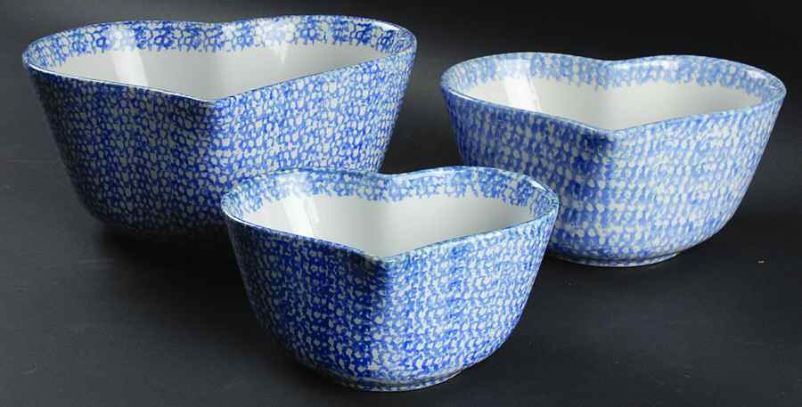 Blue Hearts (Corelle) (Set of 3) Heart Shaped Nesting Bowl by Corning Corelle-1