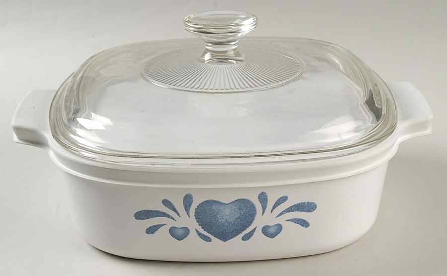Blue Hearts (Corelle) 2 Quart Square Casserole with Lid by Corning Corelle-1