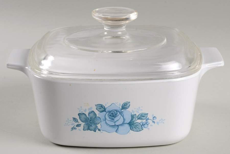 Blue Velvet (Corelle) 1.5 Quart Square Casserole with Lid by Corning Corelle-1