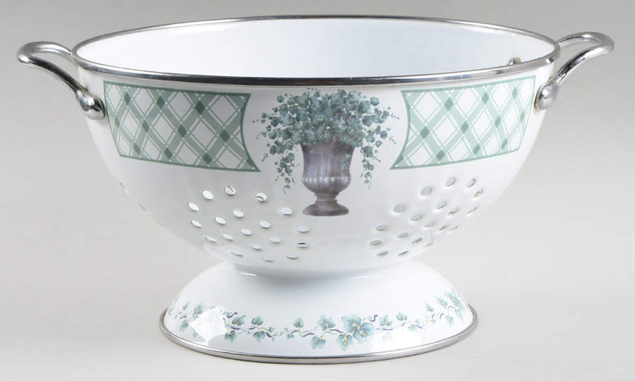 Callaway (Corelle) 5 Quart Metal Colander by Corning Corelle-1