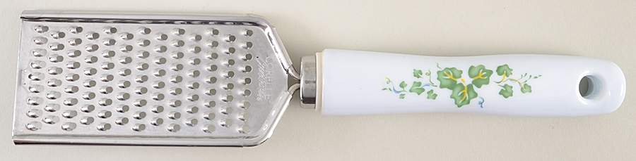 Callaway (Corelle) Plastic Handle Grater by Corning Corelle-1