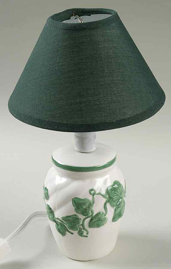Callaway (Corelle) Electric Buffet Lamp & Shade by Corning Corelle-1