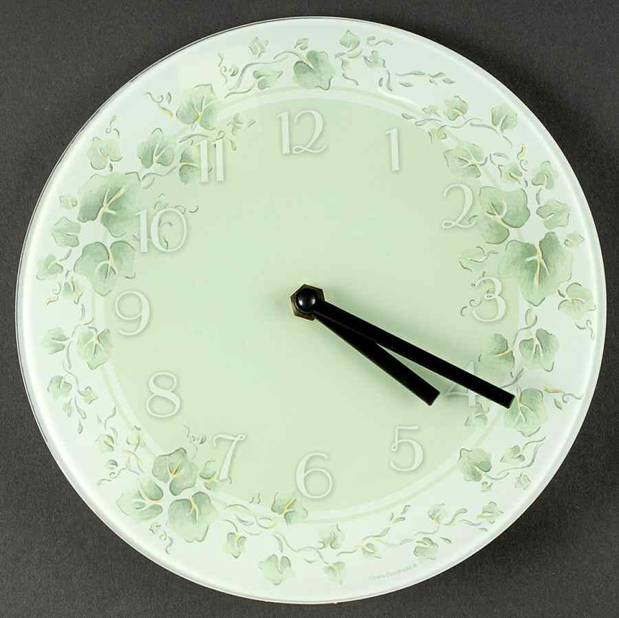 Callaway (Corelle) Tempered Glass Wall Clock by Corning Corelle-1