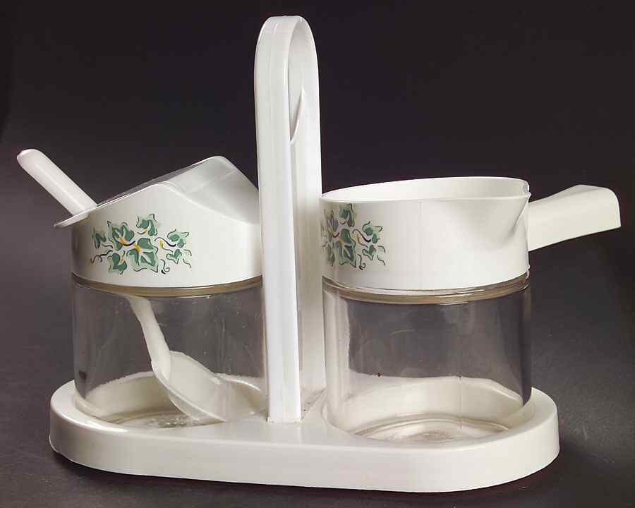 Callaway (Corelle) Glass Creamer & Sugar w/Plastic Lids,Spoon & Tray by Corning Corelle-1