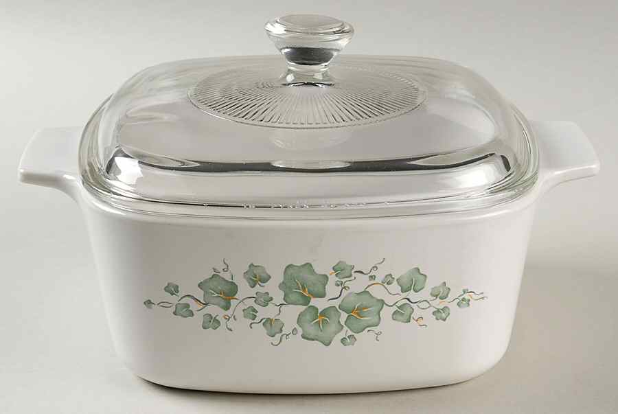 Callaway (Corelle) 1.5 Quart Square Casserole with Lid by Corning Corelle-1