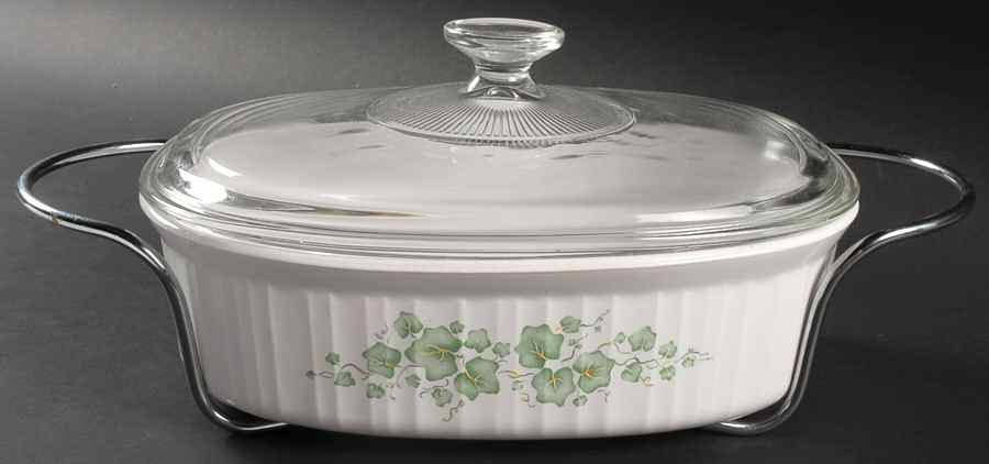 Callaway (Corelle) 2.5 Qt Oval Covered Casserole W/Glass Lid & Stand by Corning Corelle-1